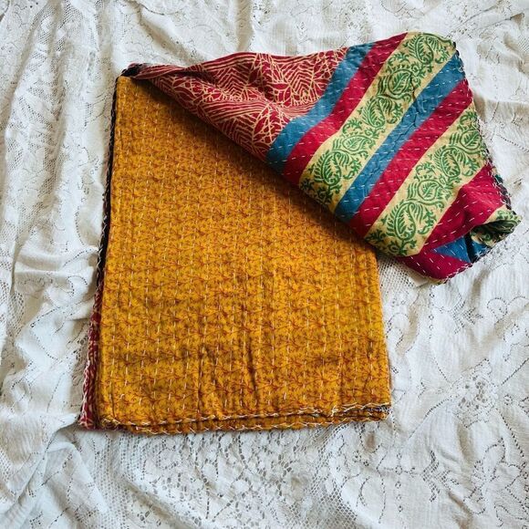 New - Vintage Indian Kantha Quilt Handmade Throw blanket - Picture 4 of 5